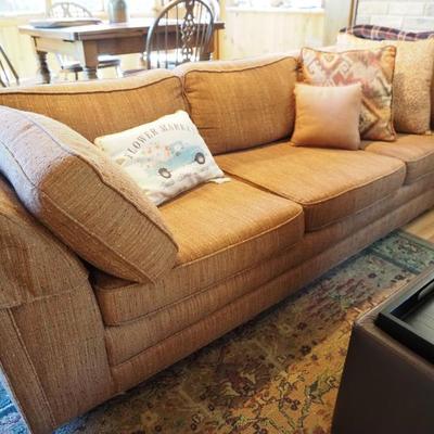 Sale Photo Thumbnail #134