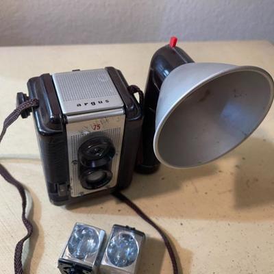 Sale Photo Thumbnail #571