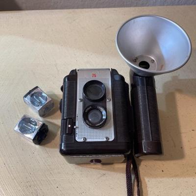 Sale Photo Thumbnail #572