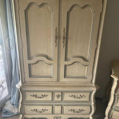 Sale Photo Thumbnail #99