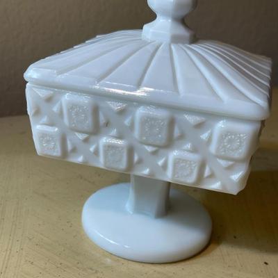 Sale Photo Thumbnail #400