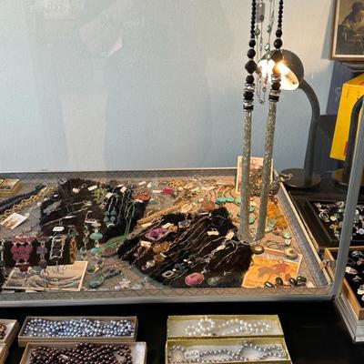 Sale Photo Thumbnail #84