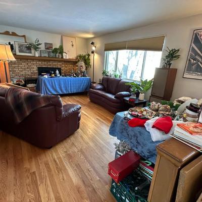 Sale Photo Thumbnail #2