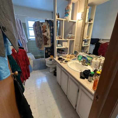 Sale Photo Thumbnail #169