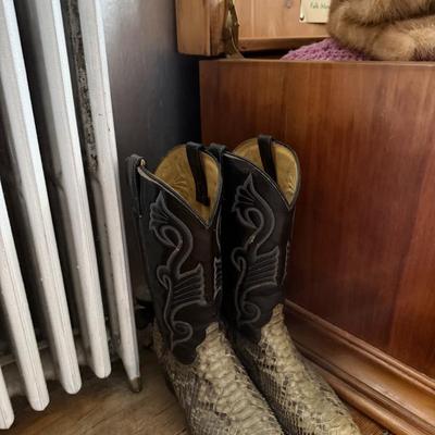 Sale Photo Thumbnail #373