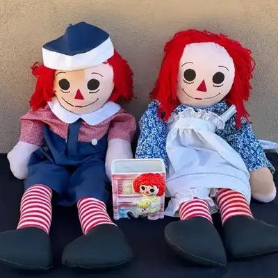 Raggedy Anne And Andy Dolls, And Vintage Ceramic Canister 