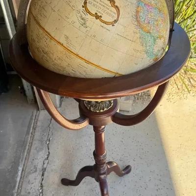 16“ Diameter World Classic Globe 