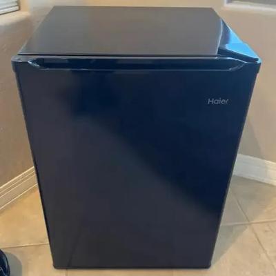 Haier Mini Fridge 