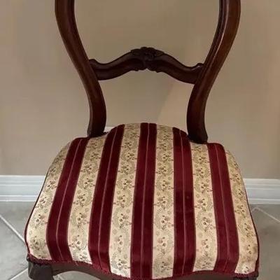 Vintage Victorian Chair 