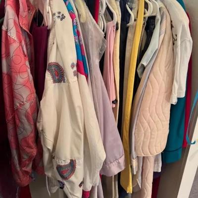 Mystery Women’s Clothing (Talbots, Billblass, Ann Taylor, Chicos And More) Sizes 2p, 4,6, Small