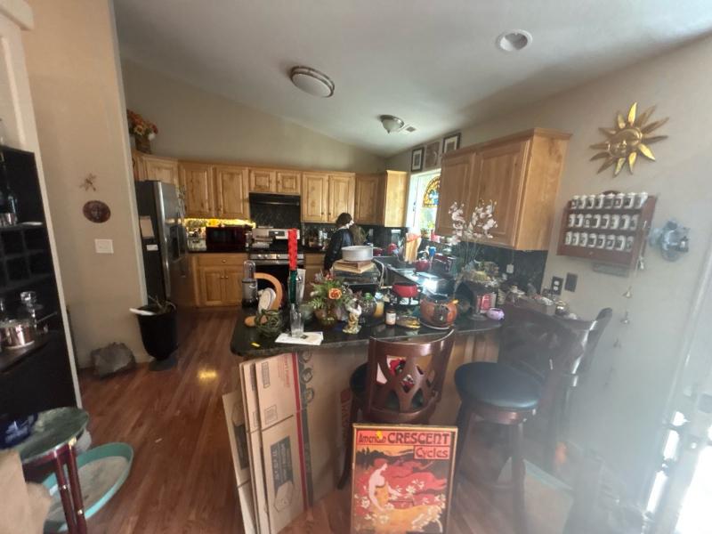 Sale Photo Thumbnail #18