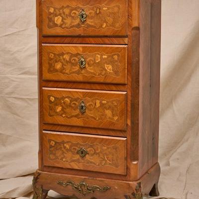 Sale Photo Thumbnail #172