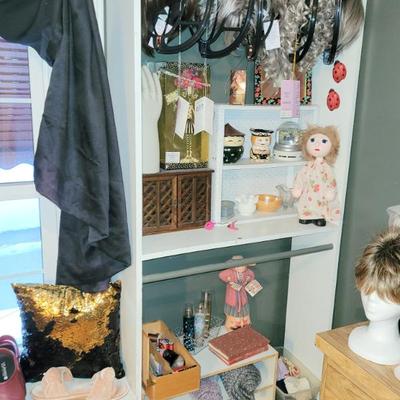 Sale Photo Thumbnail #96