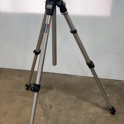 Manfrotto Tripod With Easy Adjusted Grip
