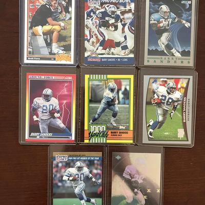 Vintage Football Cards. Barry Sanders and Brett Favre Rookie Cards