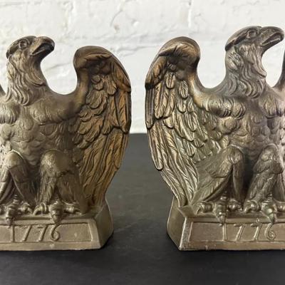 Vintage Colonial Virginia 1776 Federal Eagle Bookends (2) Cast Metal Brass/Bronze Tone