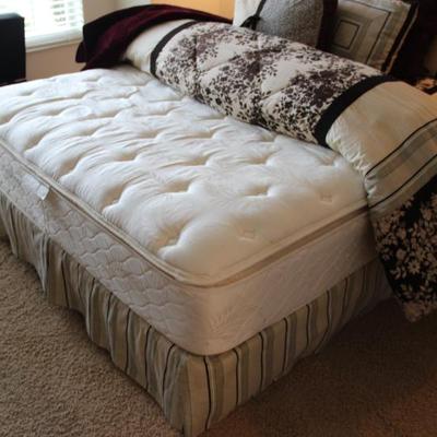 Sale Photo Thumbnail #147