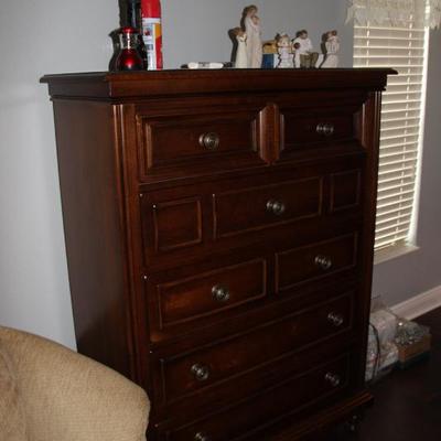 Sale Photo Thumbnail #64