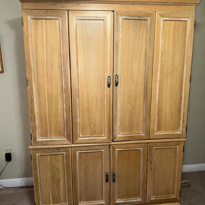 Sale Photo Thumbnail #42