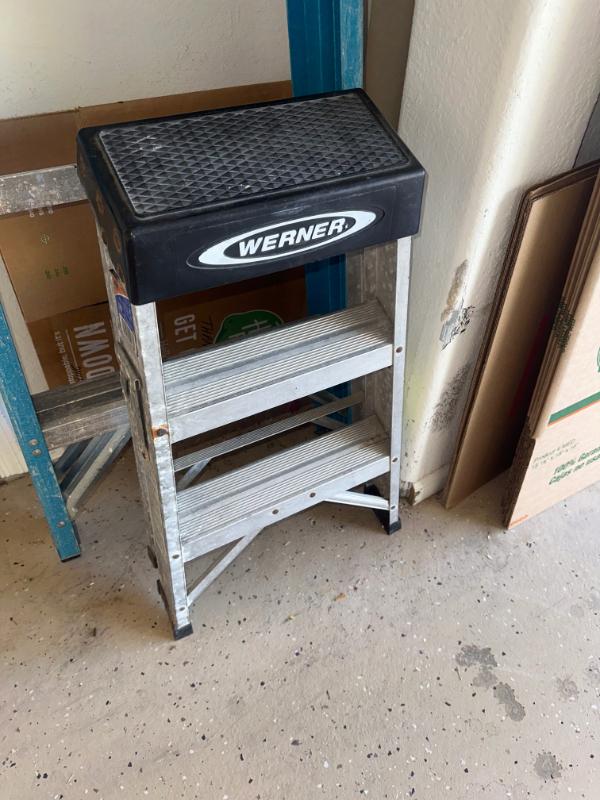 Sale Photo Thumbnail #137