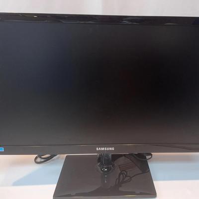 Samsung HDTV Monitor T24C550 24 Inch