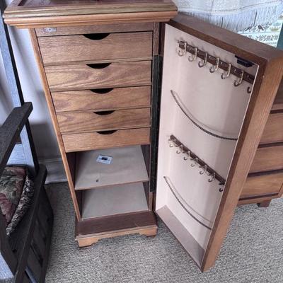 Sale Photo Thumbnail #29