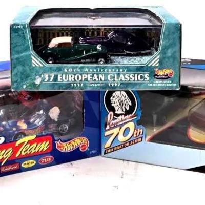 "Hot Wheels" Collectible Sets 