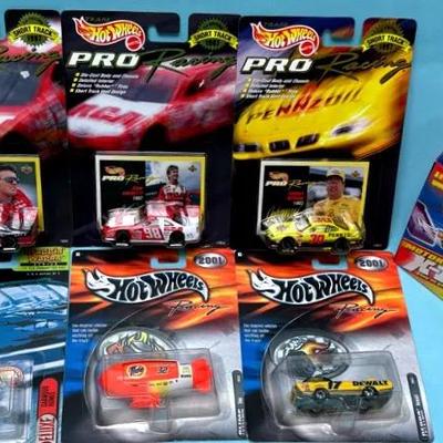Collectors "Hot Wheel" - Pro Racing, X-V Racers Assortment