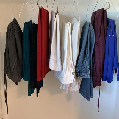 Lot Of 10 Womens Pants Size 1 And 2