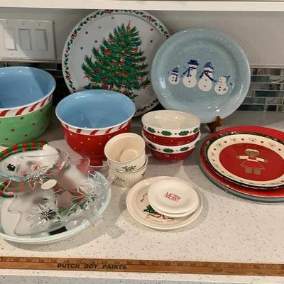 Christmas Serving Plates And Bowls 