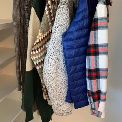 Lot Of 6 Womens Outerwear Sweaters And Jackets Size Large 