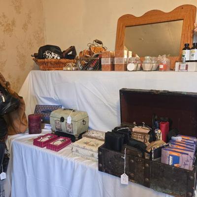 Sale Photo Thumbnail #2