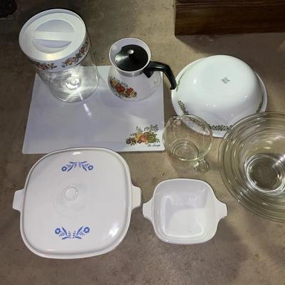 Lot Of Vintage Pyrex And Corning Ware