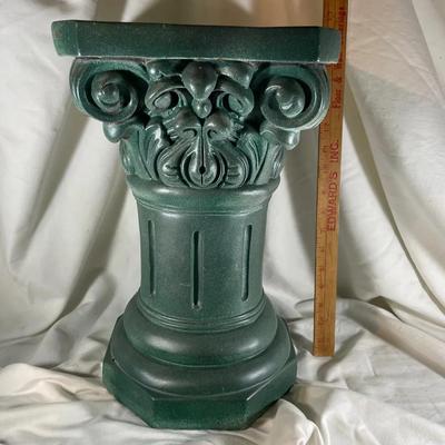 Green Short Column Plant Stand Pedestal 