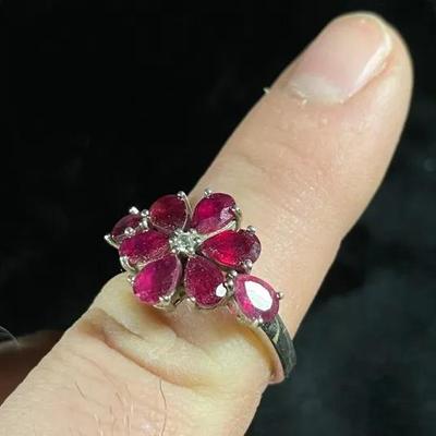 Sterling Silver 925 Ring With Rubies Size 9