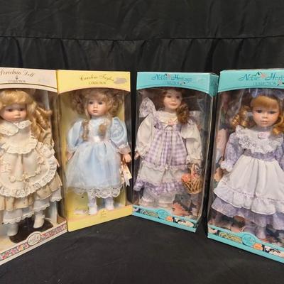 RJ200 - Noble, Duckwall and Caroline Taylor Collectible Dolls