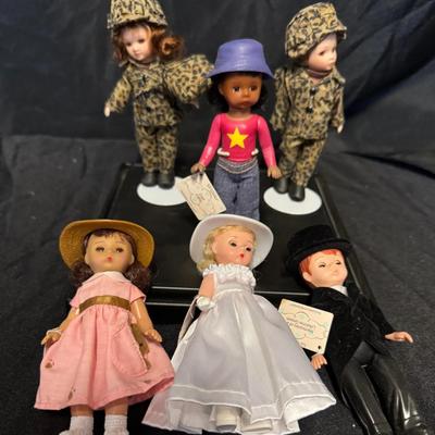 RJ514 - Madame Alexander "minitures", exclusively@ McDonalds, 6" tall