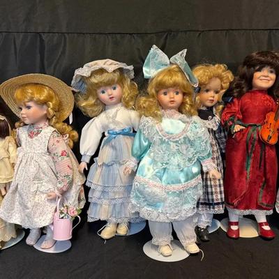RJ306 - Misc Dolls - 4