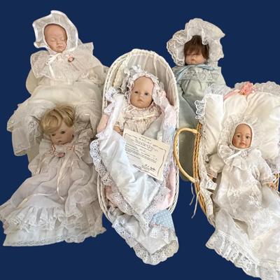 RJ103 - 5 Porcelain Baby Dolls