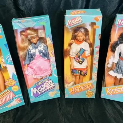 RJ203 - Vintage Maxie Dolls