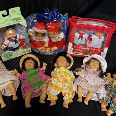 RJ515 - Collectible Small Dolls, 5 - 8" tall, Various styles and outfits.