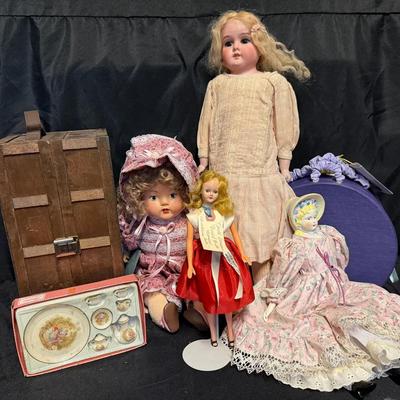 RJ304 - Dolls & Accessories