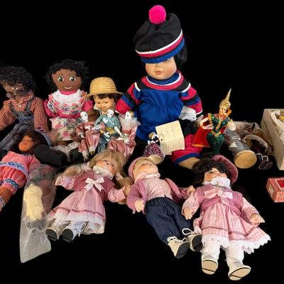 RJ330 - Misc Dolls - International