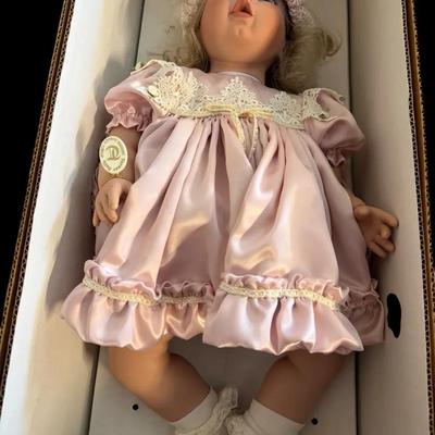 RJ325 - Turner Doll - Virginia