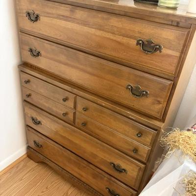 Sale Photo Thumbnail #108