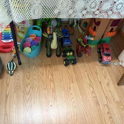 Sale Photo Thumbnail #117