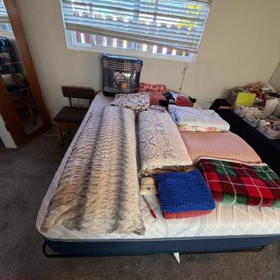 Sale Photo Thumbnail #125