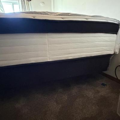 Sale Photo Thumbnail #208