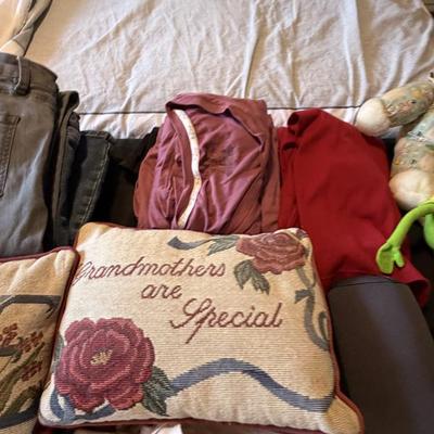 Sale Photo Thumbnail #194