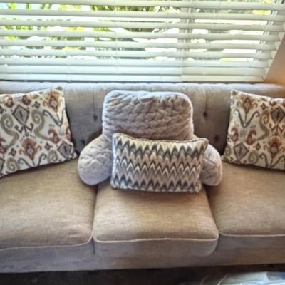 Sale Photo Thumbnail #48